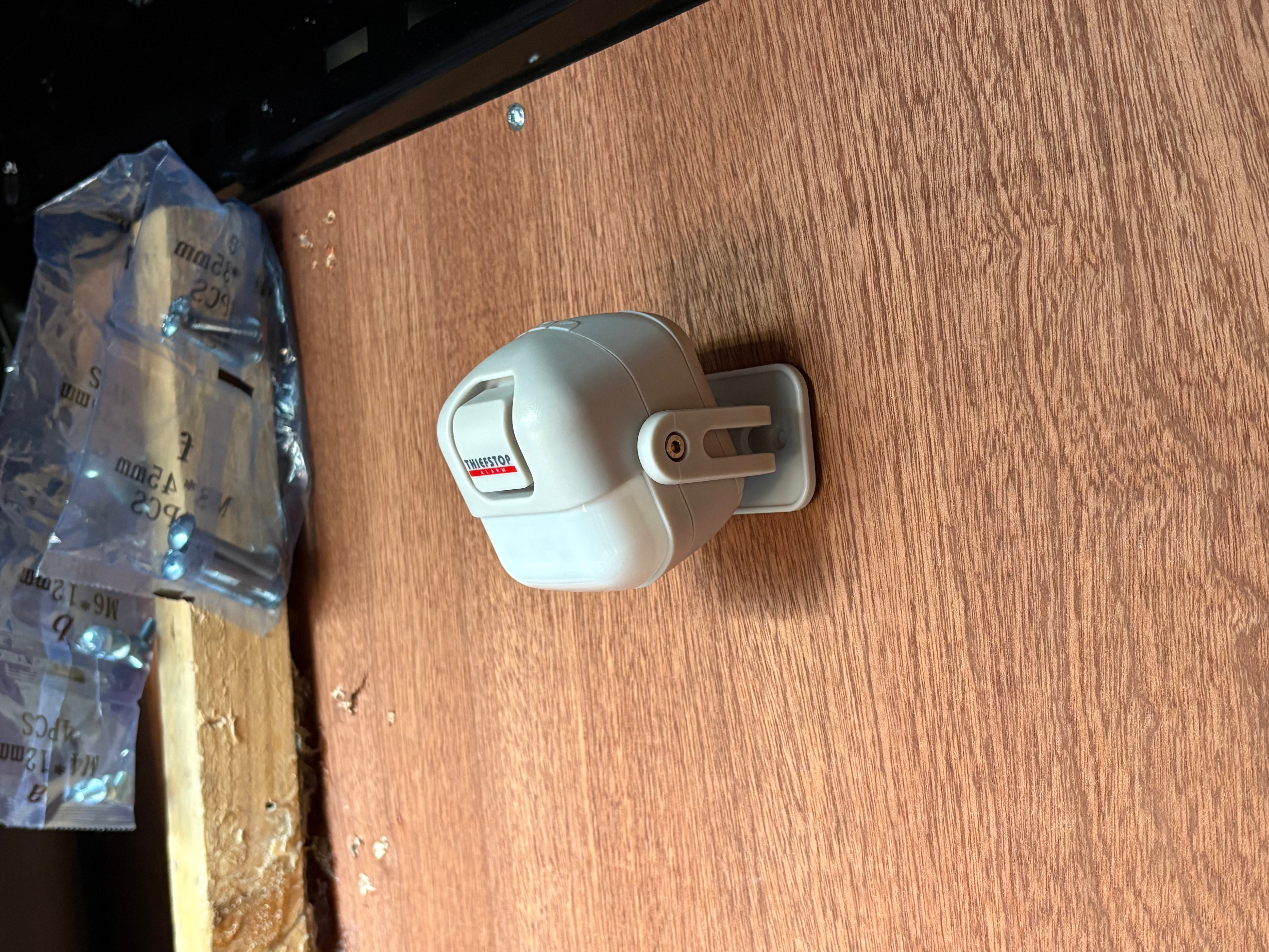 ThiefStop — 120 dB Alarm with Remote Fob & Install Pack